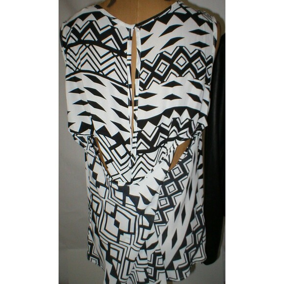 New Womens Small Minx USA made Blouse Top White Pink Sleeveless Open Back Slit S - Picture 7 of 10